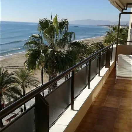 Apartamento Para 8 Sobre El Mar Apartment *